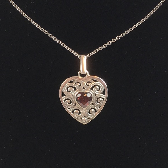 Jewelry - ♥️Genuine Garnet Heart Pendant♥️